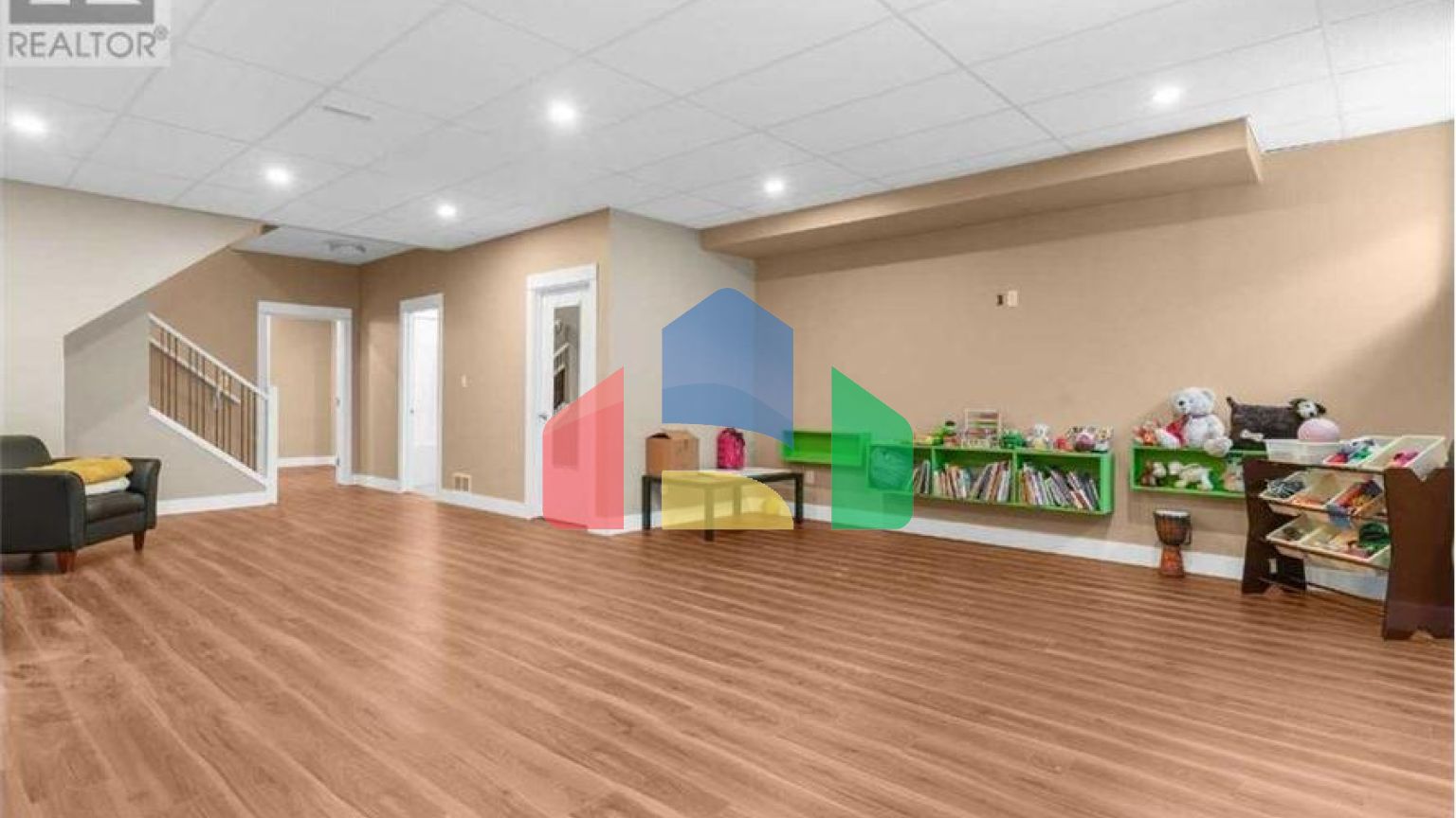 Residential - Single Family Home - Calgary, Canada - Canada