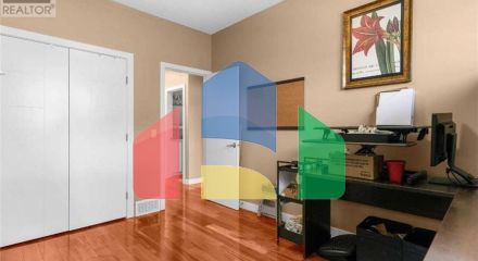 Residential - Single Family Home - Calgary, Canada - Canada