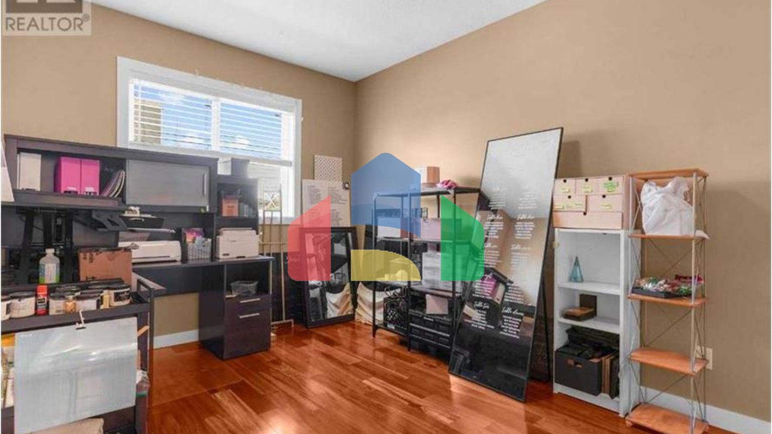 Residential - Single Family Home - Calgary, Canada - Canada