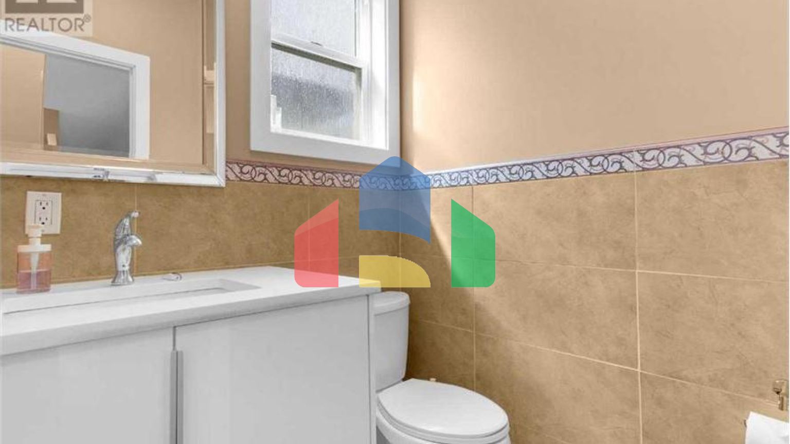 Residential - Single Family Home - Calgary, Canada - Canada