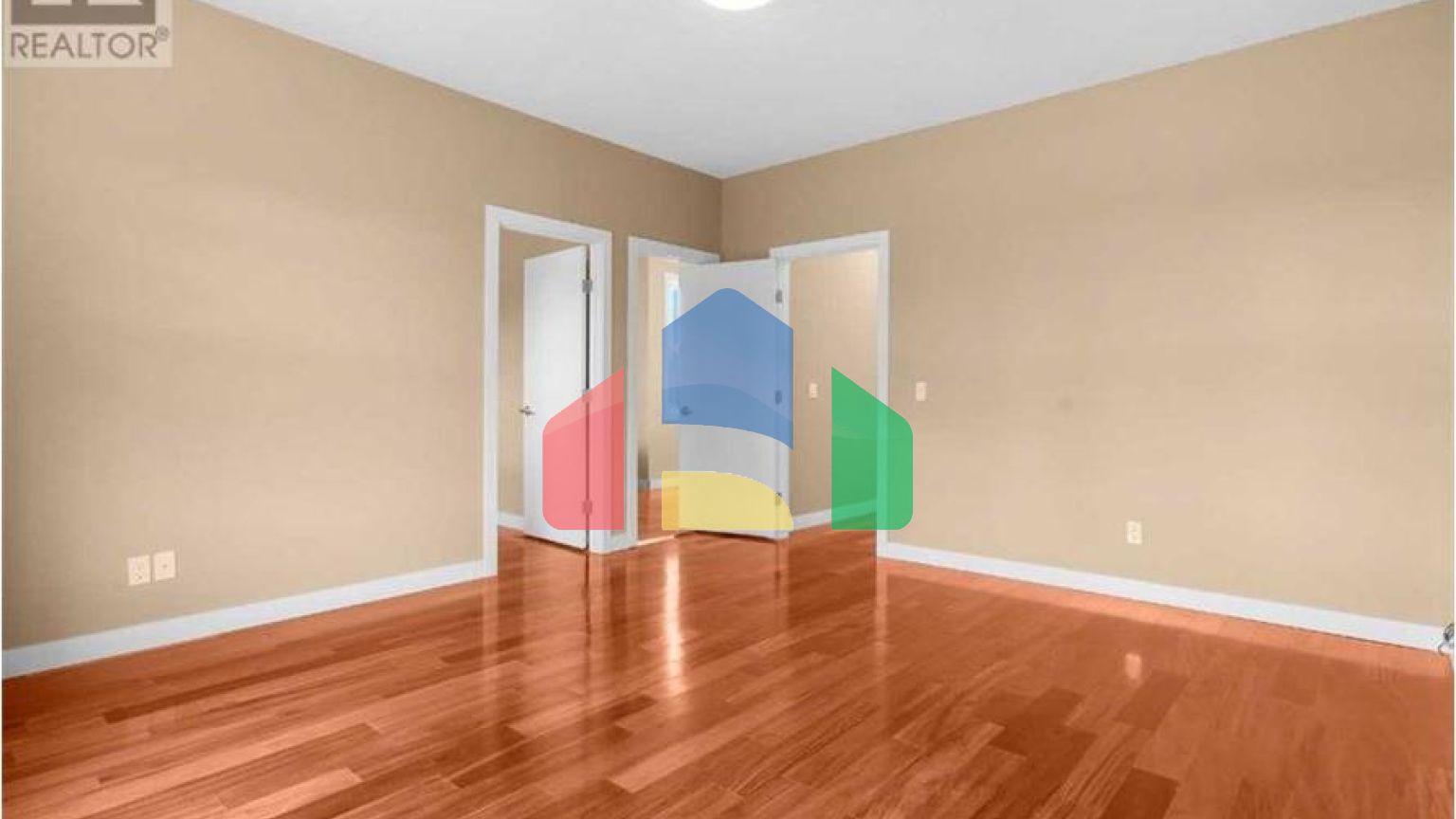 Residential - Single Family Home - Calgary, Canada - Canada