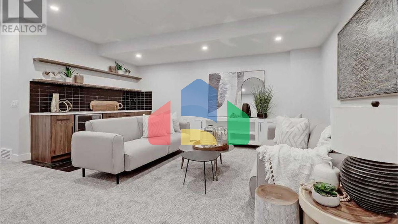 Residential - Single Family Home - Calgary, Canada - Canada