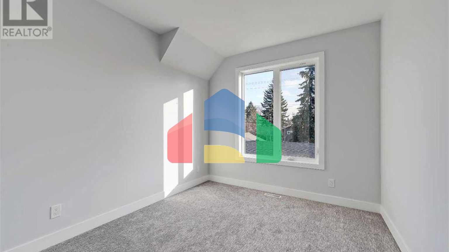 Residential - Single Family Home - Calgary, Canada - Canada