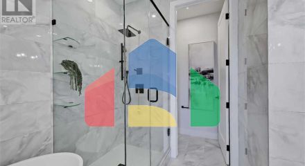 Residential - Single Family Home - Calgary, Canada - Canada