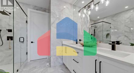 Residential - Single Family Home - Calgary, Canada - Canada