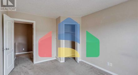 Residential - Single Family Home - Calgary, Canada - Canada