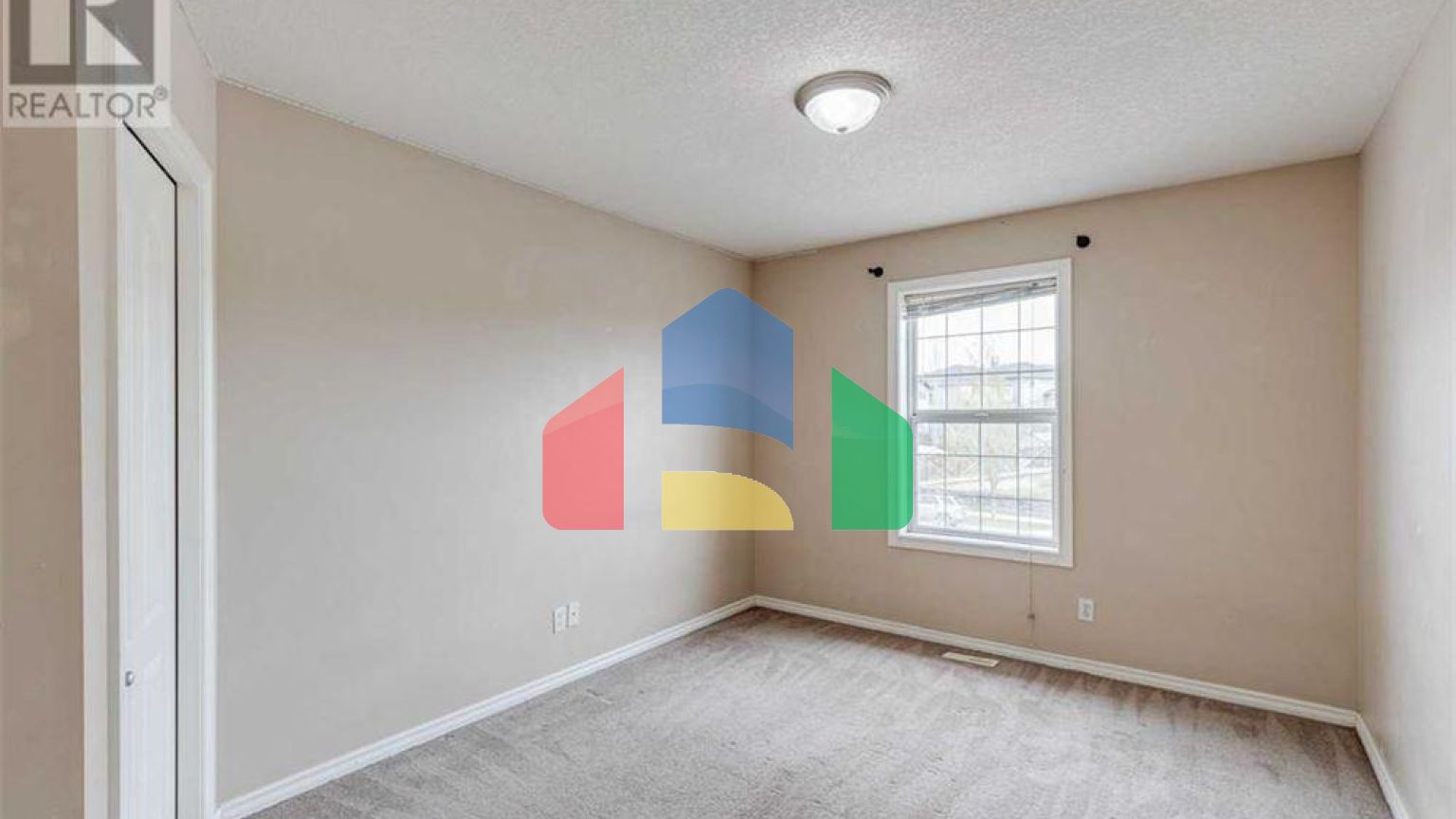 Residential - Single Family Home - Calgary, Canada - Canada