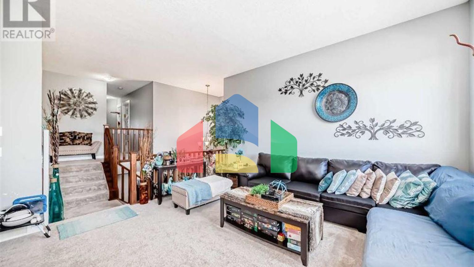 Residential - Single Family Home - Calgary, Canada - Canada