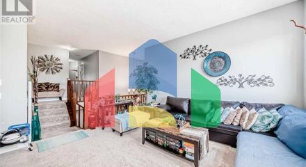 Residential - Single Family Home - Calgary, Canada - Canada