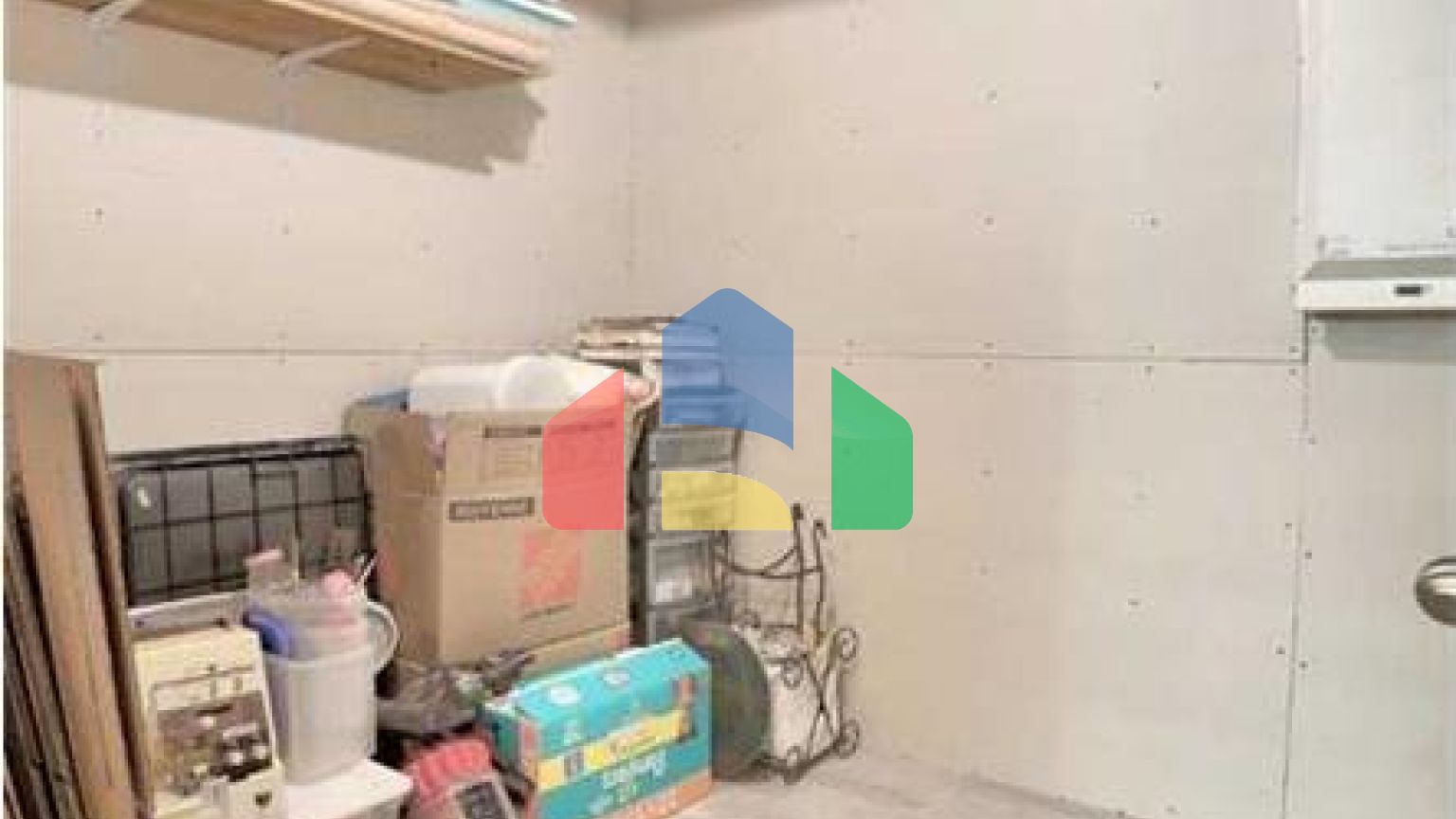 Residential - Single Family Home - Calgary, Canada - Canada