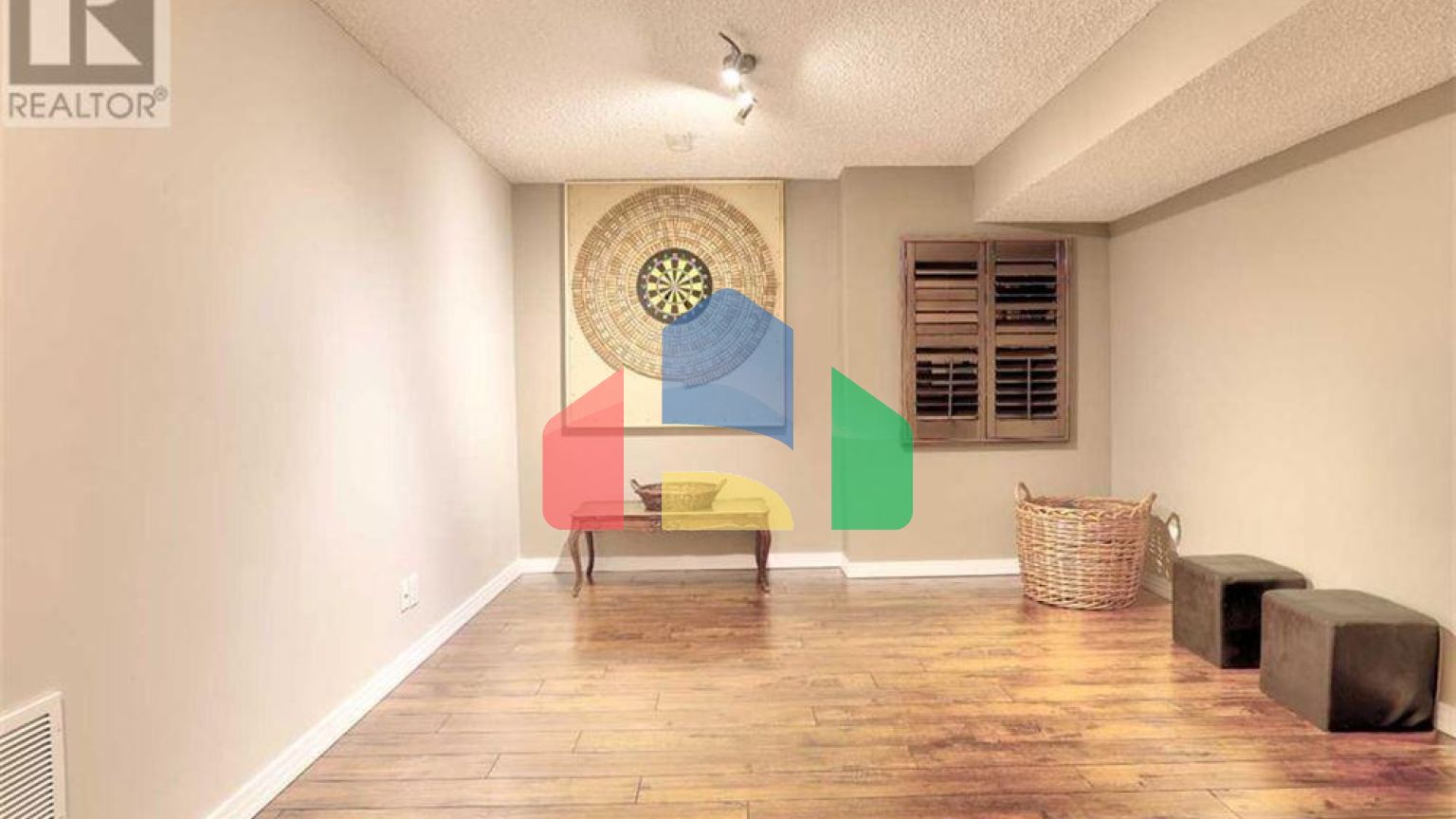 Residential - Single Family Home - Calgary, Canada - Canada