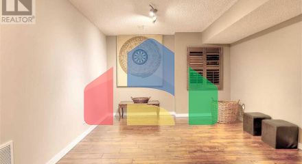 Residential - Single Family Home - Calgary, Canada - Canada