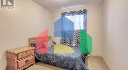 Residential - Single Family Home - Calgary, Canada - Canada