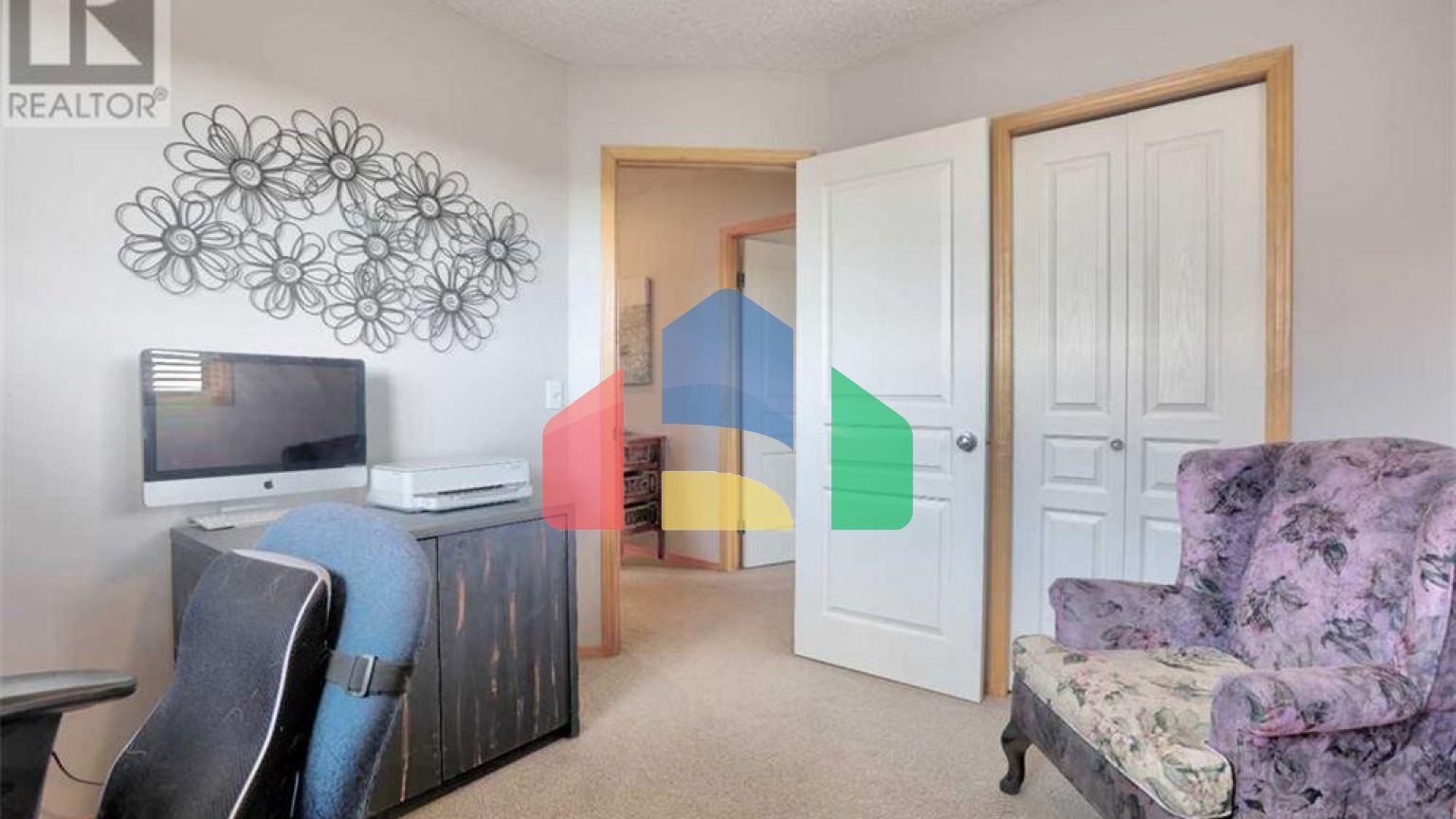 Residential - Single Family Home - Calgary, Canada - Canada