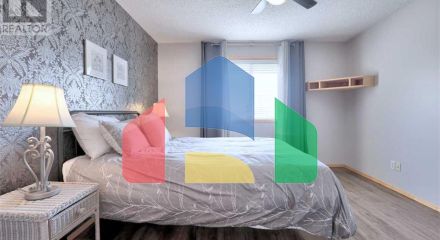 Residential - Single Family Home - Calgary, Canada - Canada