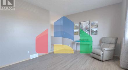 Residential - Single Family Home - Calgary, Canada - Canada