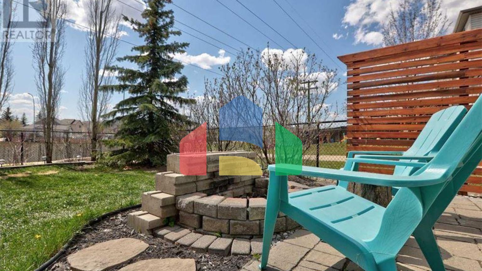 Residential - Single Family Home - Calgary, Canada - Canada