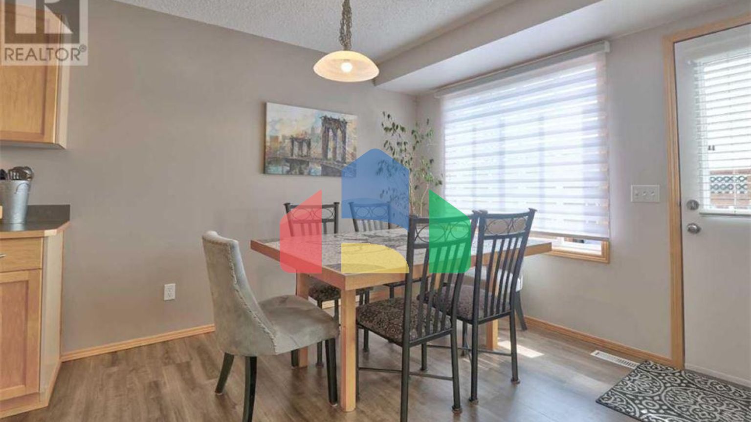 Residential - Single Family Home - Calgary, Canada - Canada