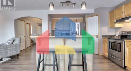 Residential - Single Family Home - Calgary, Canada - Canada