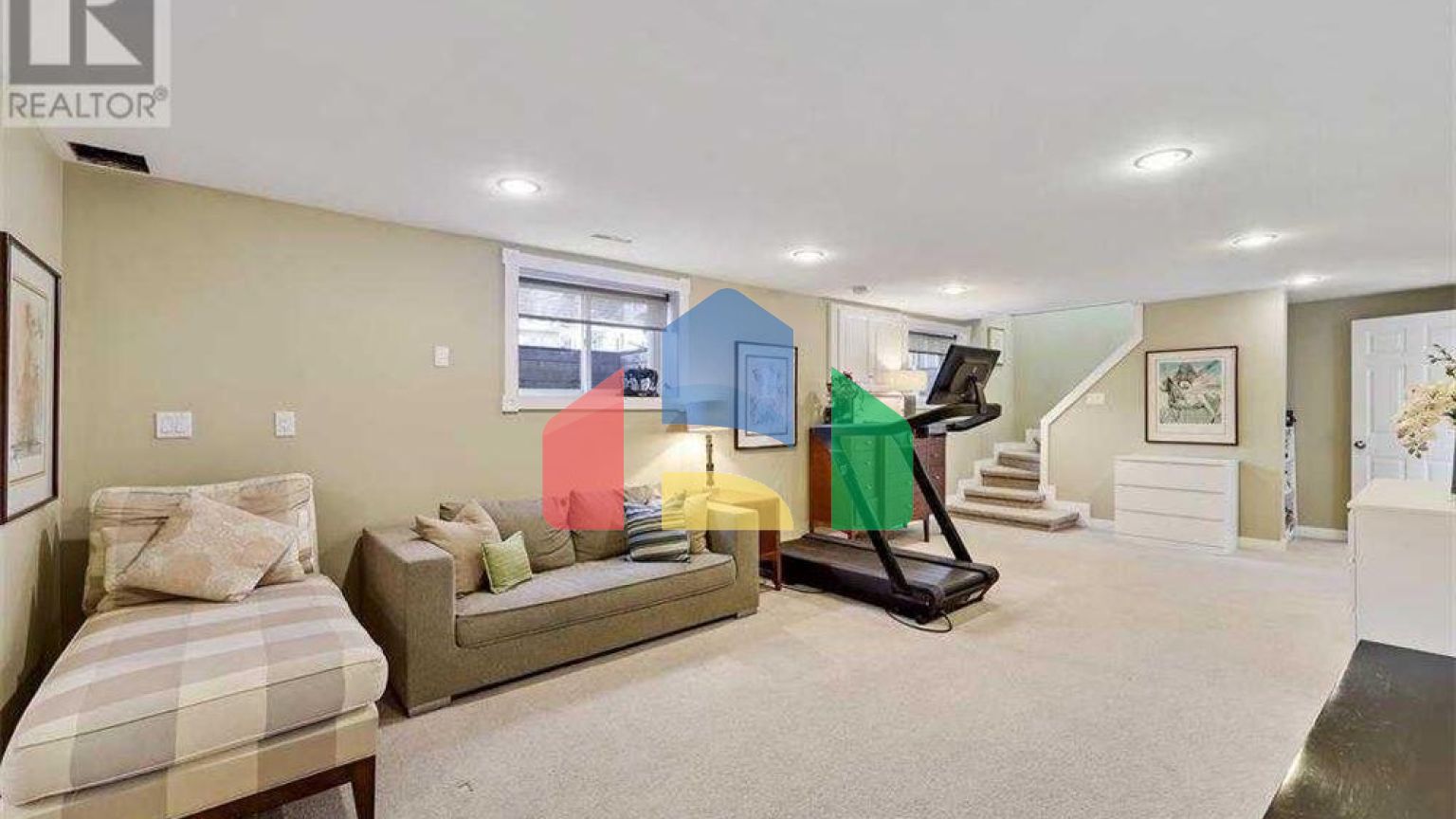 Residential - Single Family Home - Calgary, Canada - Canada