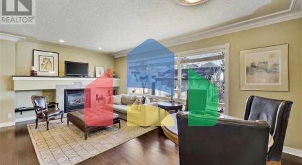 Residential - Single Family Home - Calgary, Canada - Canada