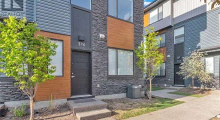 Residential - Townhouse - Calgary, Canada - Canada