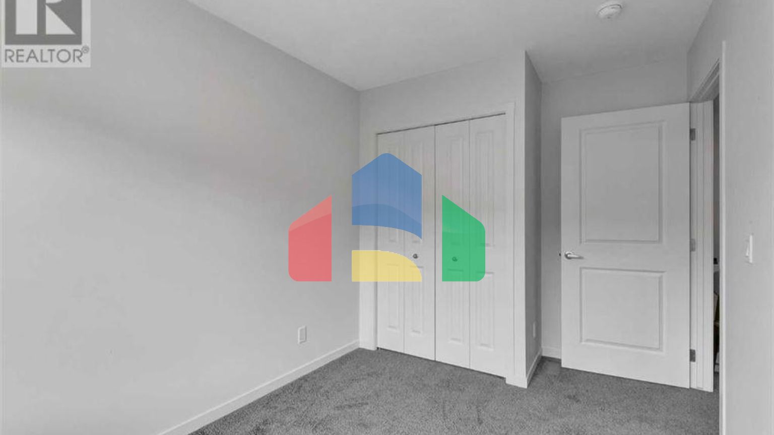 Residential - Townhouse - Calgary, Canada - Canada