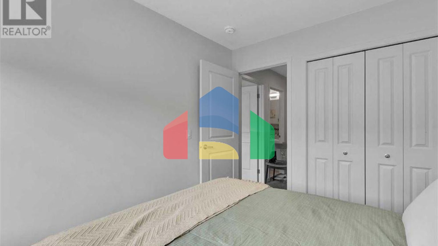 Residential - Townhouse - Calgary, Canada - Canada