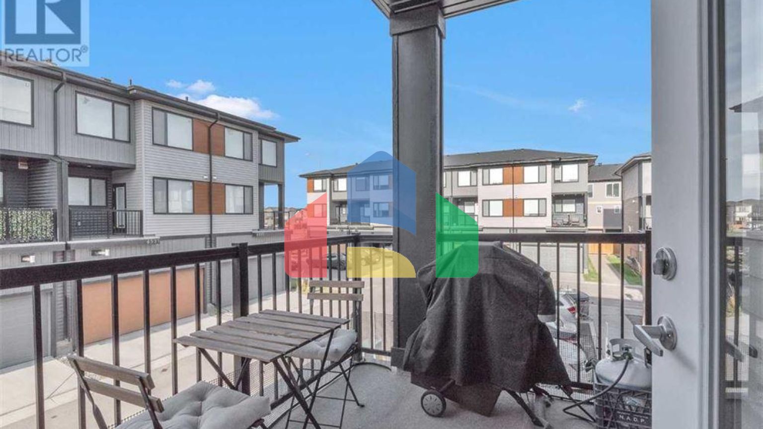 Residential - Townhouse - Calgary, Canada - Canada