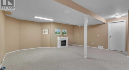 Residential - Condo/Apartment - Calgary, Canada - Canada