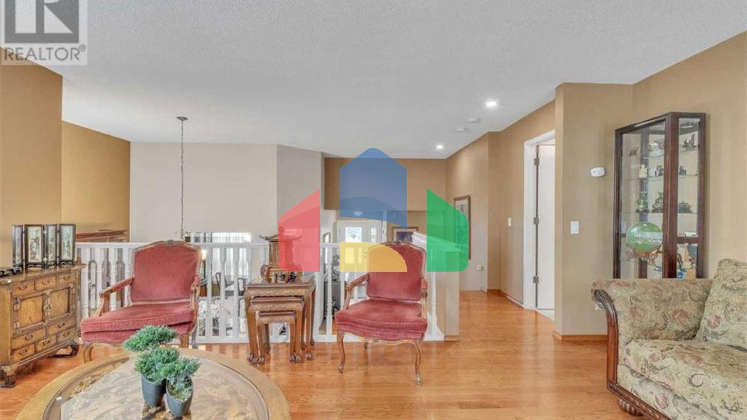 Residential - Condo/Apartment - Calgary, Canada - Canada