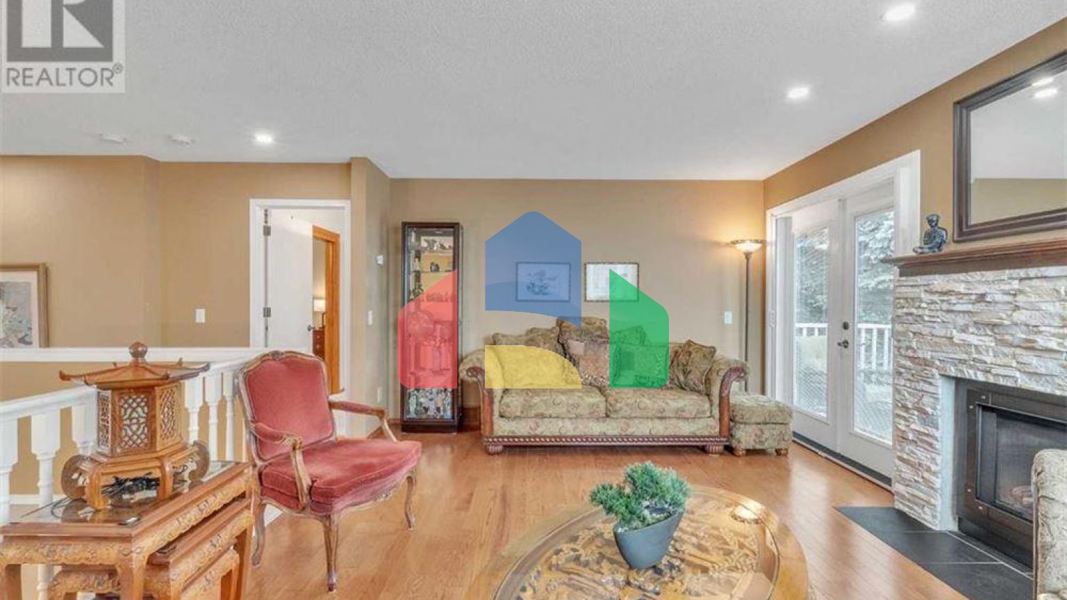 Residential - Condo/Apartment - Calgary, Canada - Canada