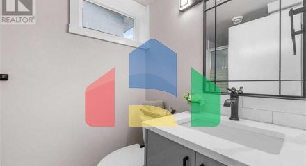 Residential - Single Family Home - Calgary, Canada - Canada