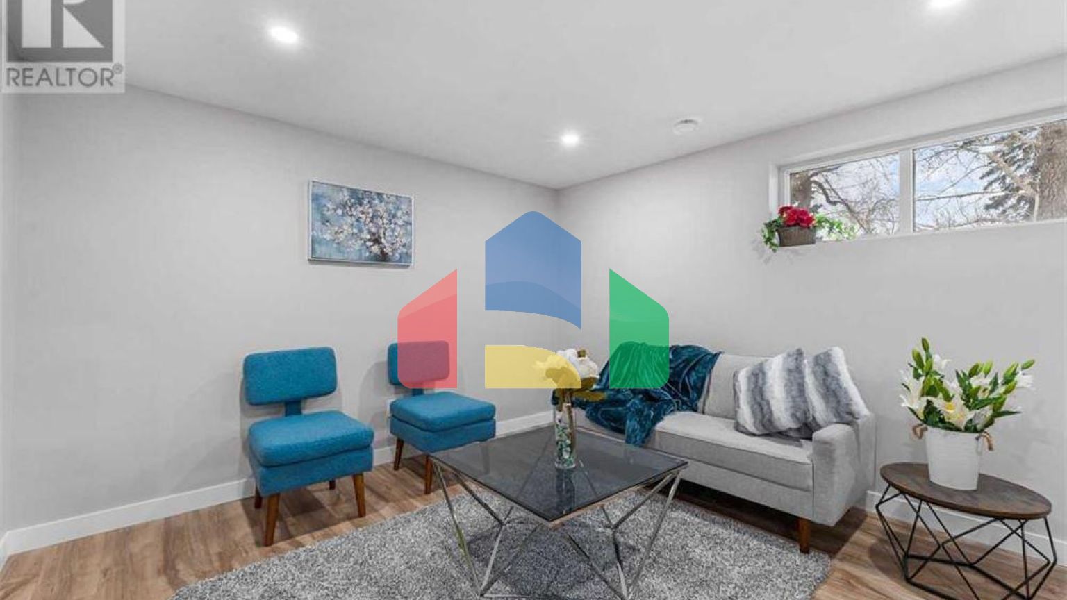 Residential - Single Family Home - Calgary, Canada - Canada