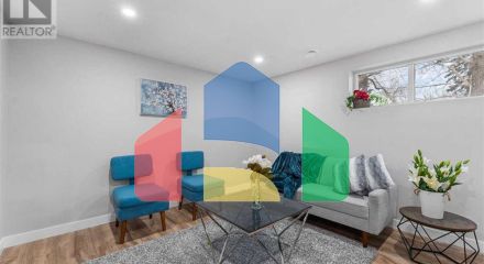 Residential - Single Family Home - Calgary, Canada - Canada