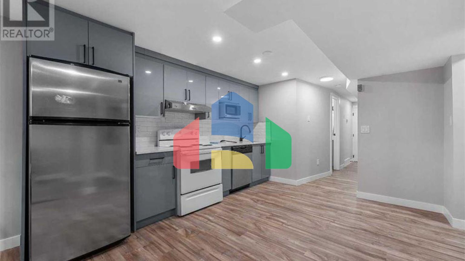 Residential - Single Family Home - Calgary, Canada - Canada