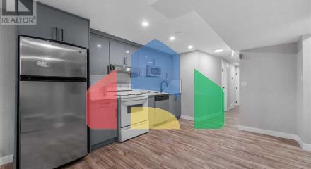 Residential - Single Family Home - Calgary, Canada - Canada