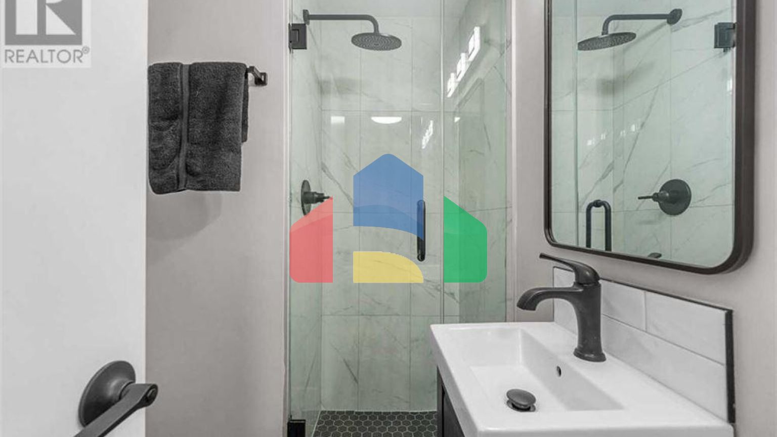 Residential - Single Family Home - Calgary, Canada - Canada