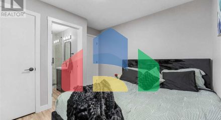 Residential - Single Family Home - Calgary, Canada - Canada