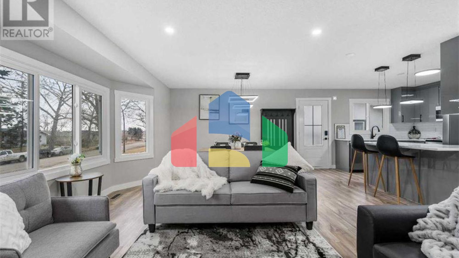 Residential - Single Family Home - Calgary, Canada - Canada