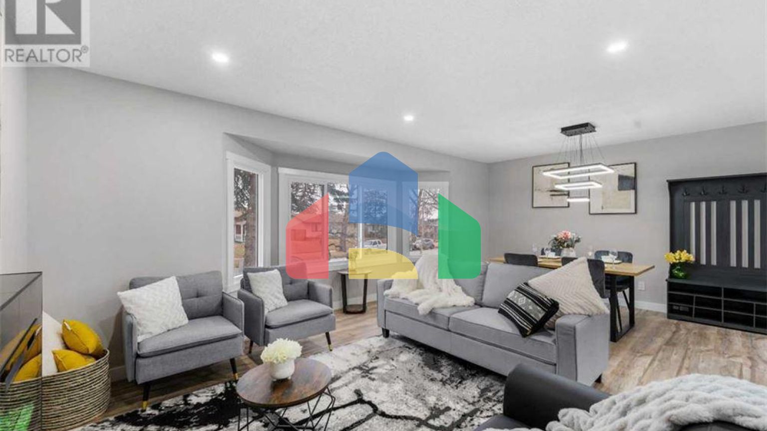 Residential - Single Family Home - Calgary, Canada - Canada