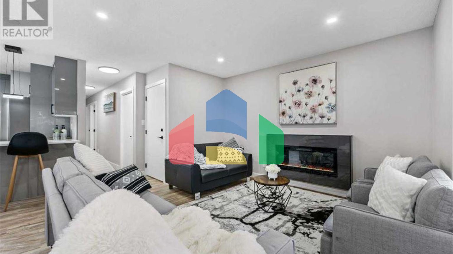 Residential - Single Family Home - Calgary, Canada - Canada