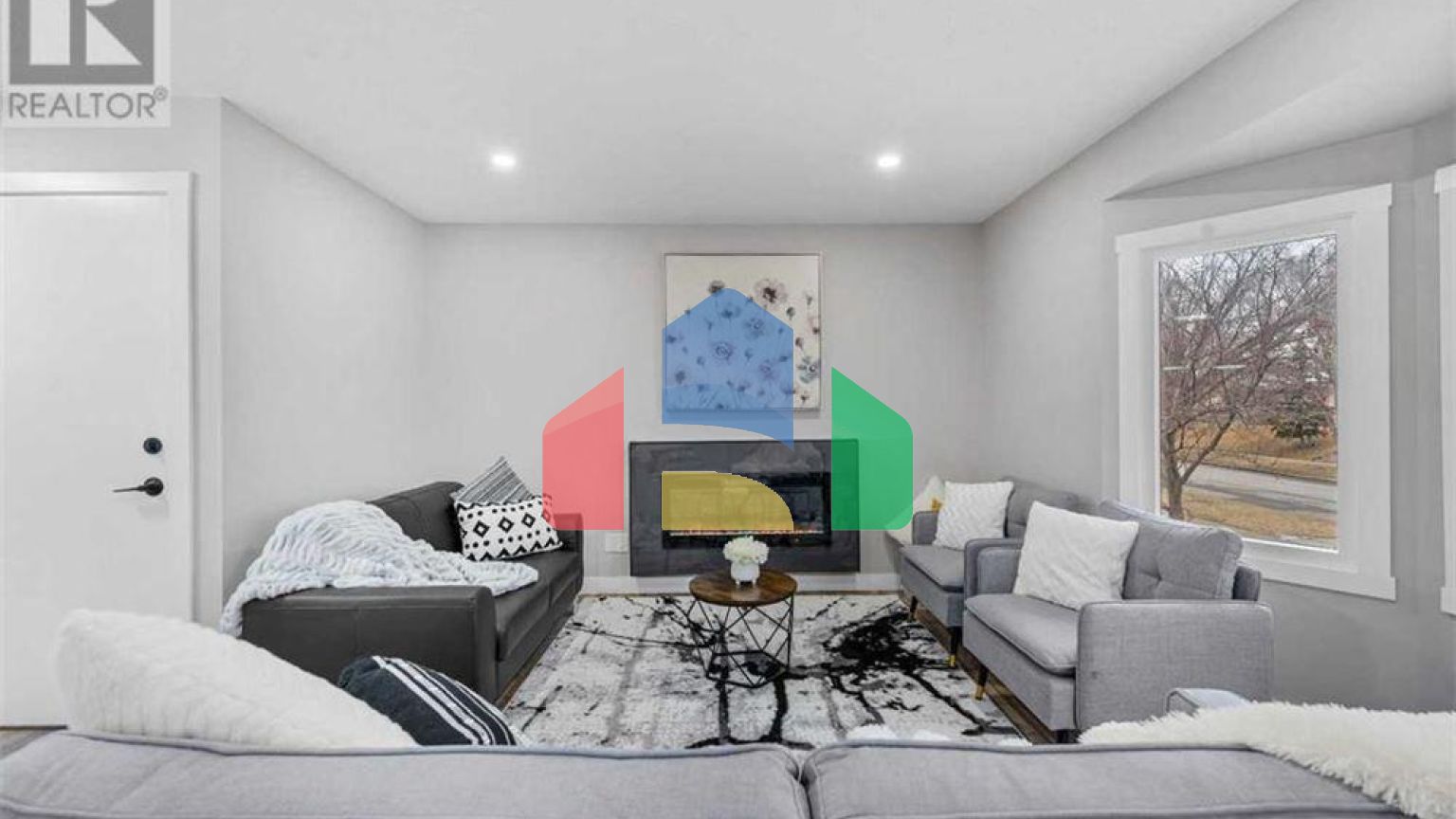 Residential - Single Family Home - Calgary, Canada - Canada