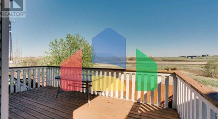 Residential - Single Family Home - Calgary, Canada - Canada