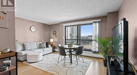 Residential - Condo/Apartment - Calgary, Canada - Canada