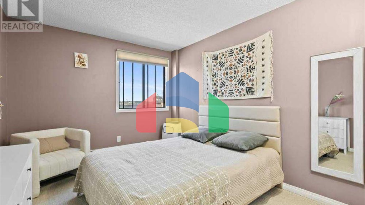 Residential - Condo/Apartment - Calgary, Canada - Canada