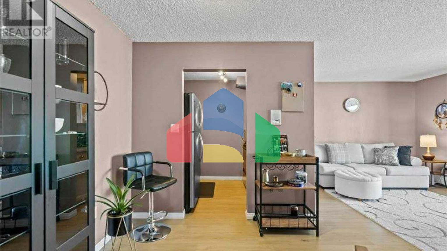 Residential - Condo/Apartment - Calgary, Canada - Canada