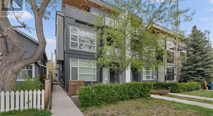 Residential - Townhouse - Calgary, Canada - Canada