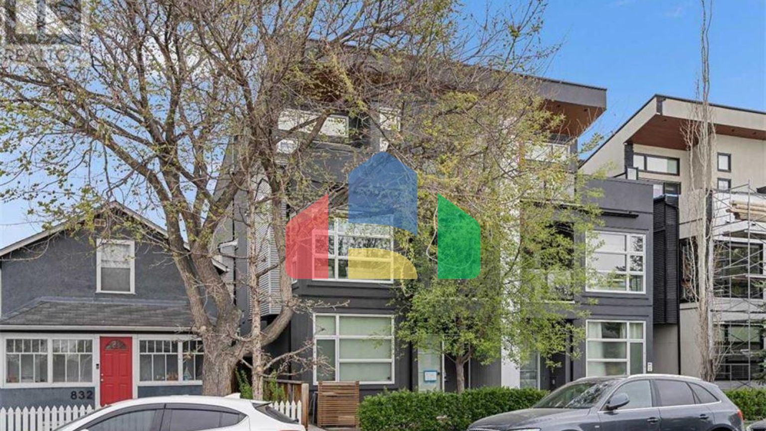 Residential - Townhouse - Calgary, Canada - Canada