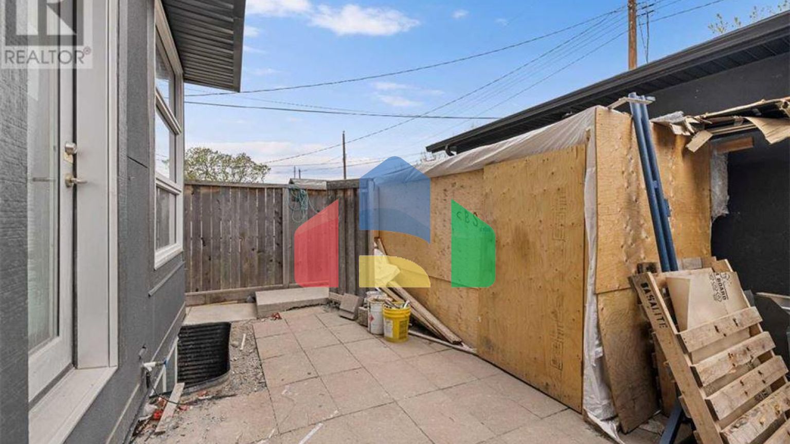 Residential - Townhouse - Calgary, Canada - Canada